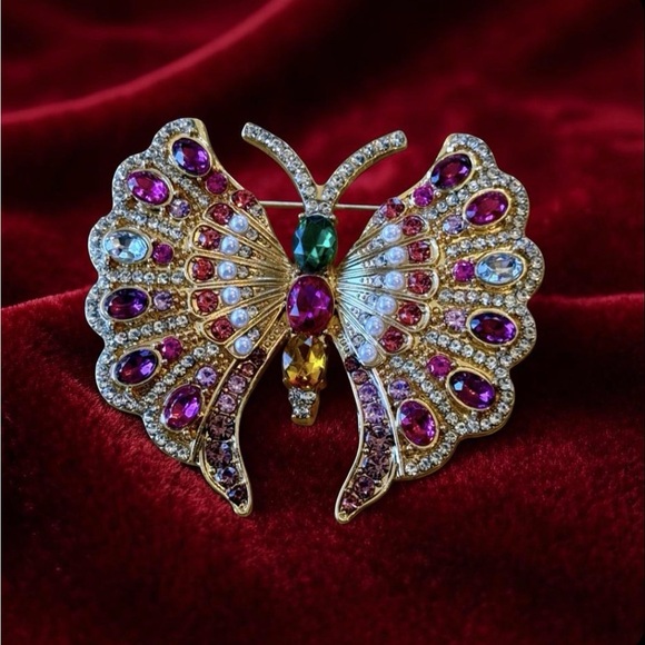 Women’s Elegant Butterfly Brooch 2.5” Multicolor Rhinestones Faux Pears Jewelry - Picture 2 of 5